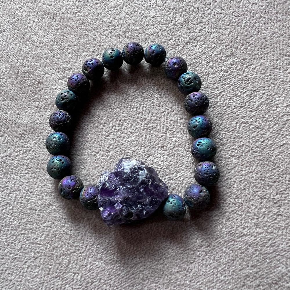 💜HP💜 Handmade Healing Plated Lava Stone & Amethyst Stone Bracelet, Size 7”